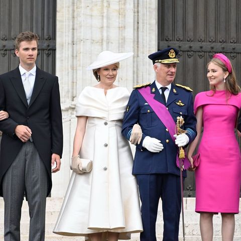 Royals am Nationalfeiertag: Elisabeth von Belgien glänzt in Pink