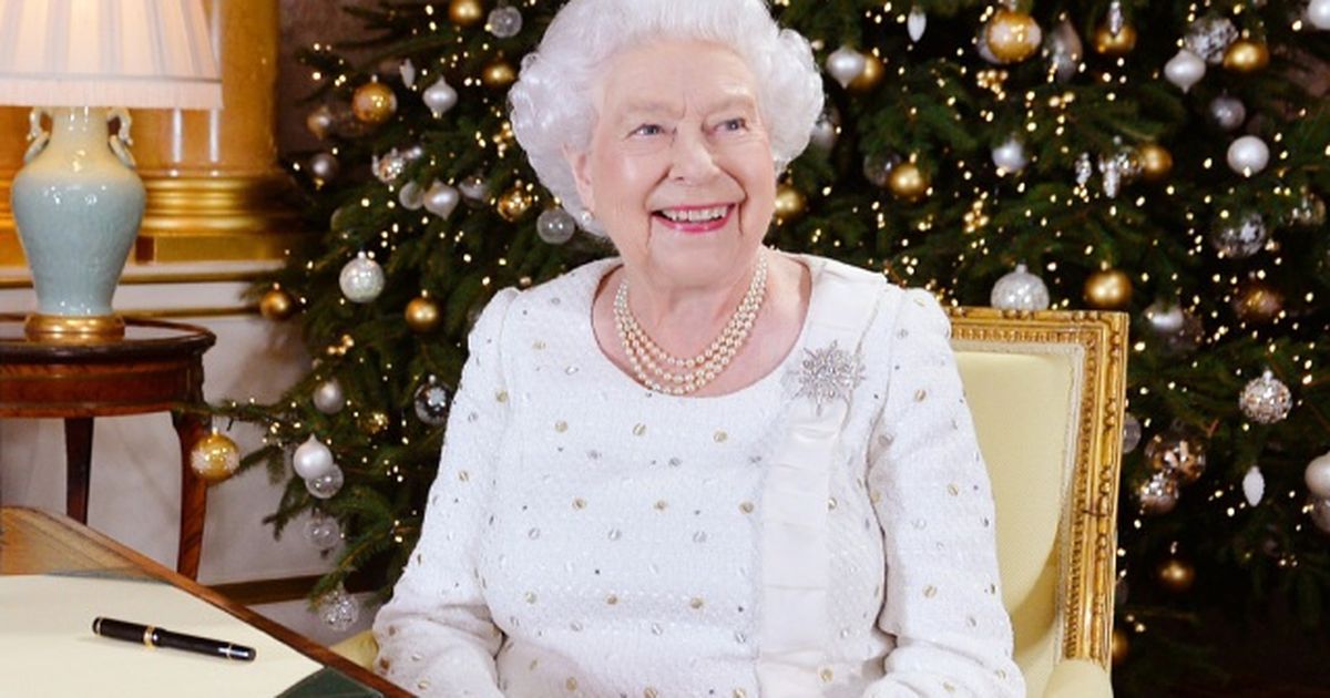 Queen Elizabeth II.: Garnelensalat, Truthahn & Dubonnet: ihr Weihnachtsspeiseplan - BUNTE.de
