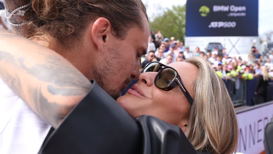 Sophia Thomalla feiert ihren Freund Alexander Zverev