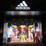 Adidas Country OG: Dieser Retro-Sneaker ist jetzt überall zu sehen!