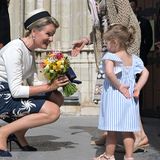 Mathilde von Belgien - Süßer Auftritt: Für einen Mini-Royal-Fan bricht sie das Protokoll 