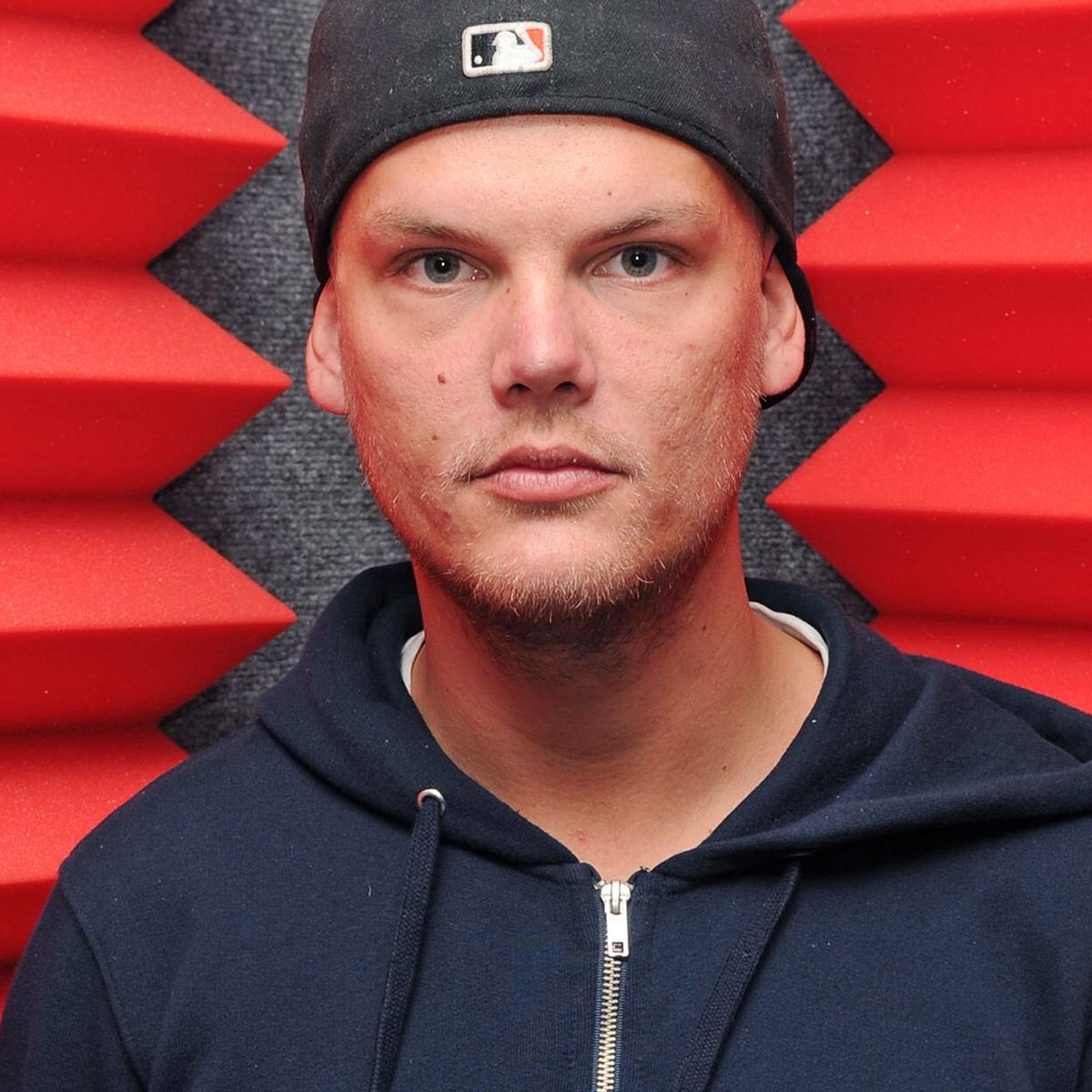 Star Dj Avicii 28 Herzzerreissend Erstes Interview Seiner Mutter Nach Seinem Tod Bunte De