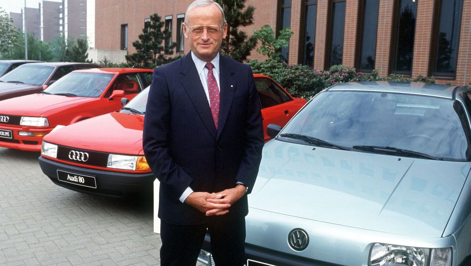 Carl Horst Hahn, damaliger Vorstandsvorsitzender der Volkswagen AG.