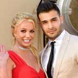 Britney Spears & Sam Asghari: Hochzeitsgeschenk: Palast! Ihr neues Zuhause in Calabasas kostete 11,3 Millionen Euro 
