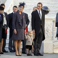 Royales Debüt: Am 19. November 2014, dem Nationalfeiertag, absolvierte Tatianas Sohn Sacha seinen ersten offiziellen Termin.