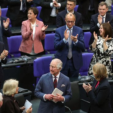 Charles III.: Rede im Bundestag sorgt für Gänsehautmomente, Applaus und Gelächter