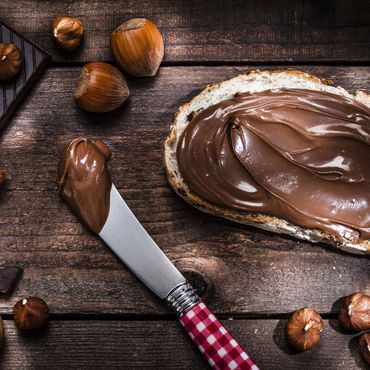 Schokoaufstriche im ÖKO-TEST: Nutella und Milka fallen mit Note 6 durch