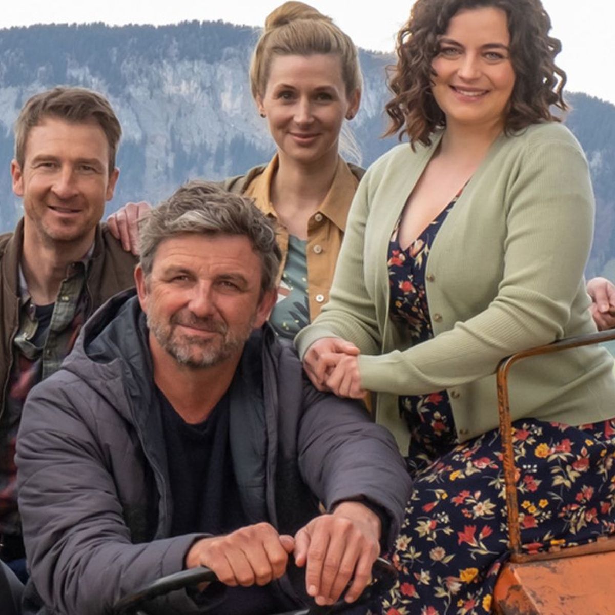 Der Bergdoktor: Enthüllen Neuzugänge das Geheimnis von Hans Grubers toter  Frau? | BUNTE.de