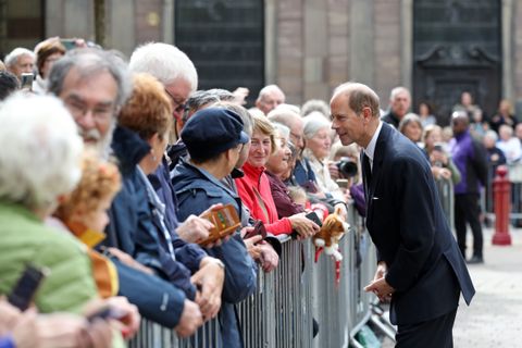 Queen Elizabeth II. - Von Manchester bis Sandringham: So herzlich trauern die Royals mit ihrem Volk
