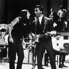Legendäres Duo: Tina und Ike Turner bei einem Auftritt 1966 
