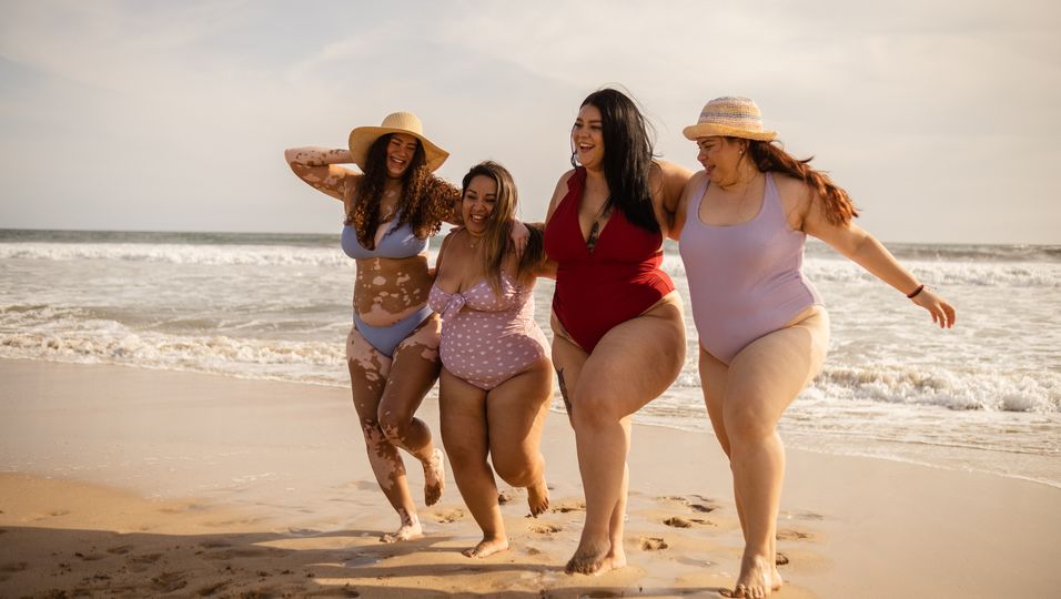 Figurschmeichler: Wieso der Amazon-Badeanzug ein absolutes Musthave für jede Frau ist