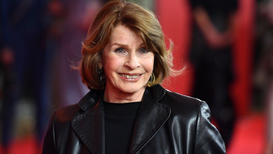 Senta Berger Michael War Ein Charmanter Hund Dem Konnte Man Nicht Auskommen Bunte De