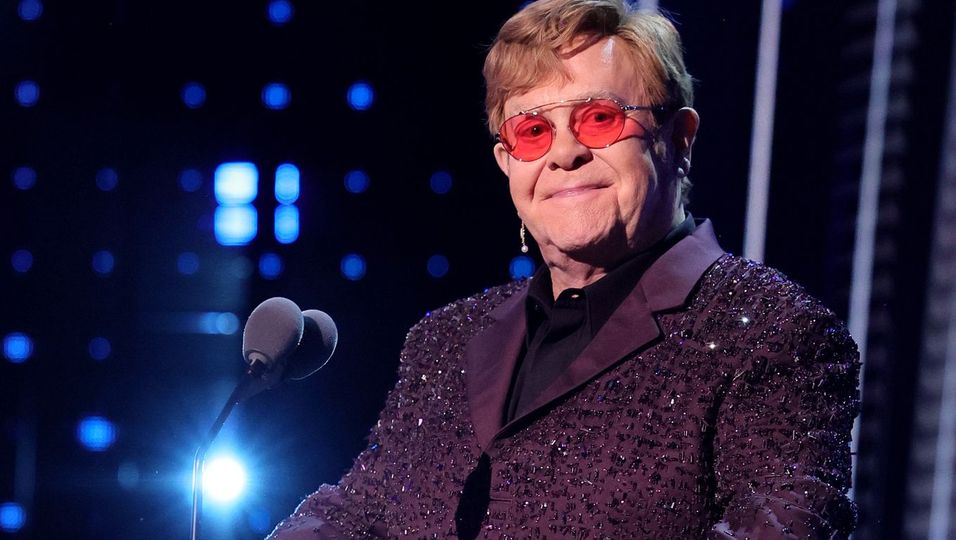 Elton John soll neues Album aufgenommen haben BUNTE.de