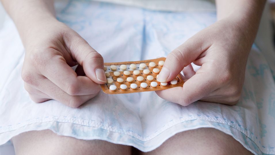 Pille absetzen bei Kinderwunsch: Dass solltet ihr beachten