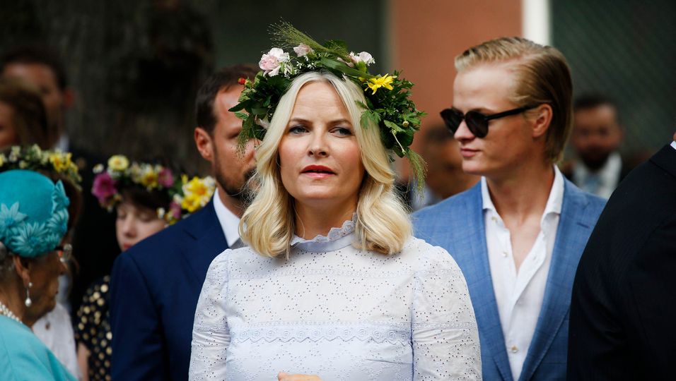 Mette-Marit von Norwegen: Ex-Freundin ihres Sohnes packt über Königsfamilie aus 