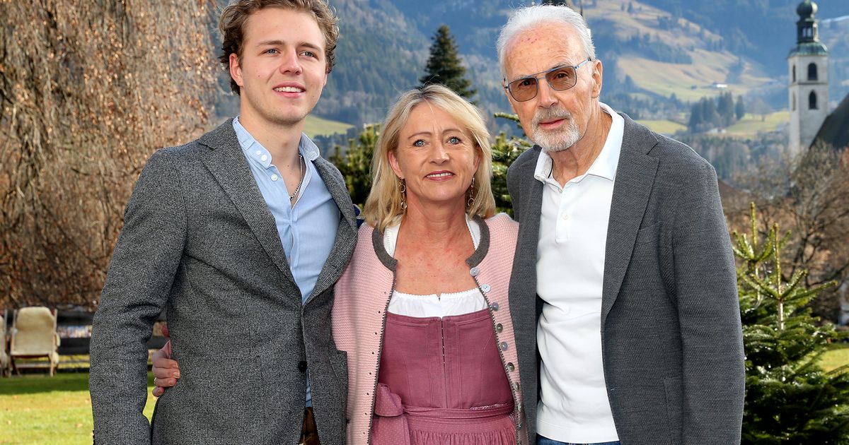 Franz Beckenbauer: Auftritt mit Ehefrau und Sohn