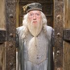 "Harry Potter"-Star Michael Gambon: So sah Schulleiter "Dumbledore" in jungen Jahren aus 