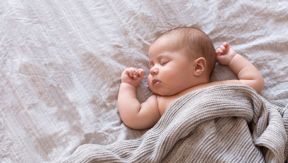 3 Schlaf-Mythen über Babys