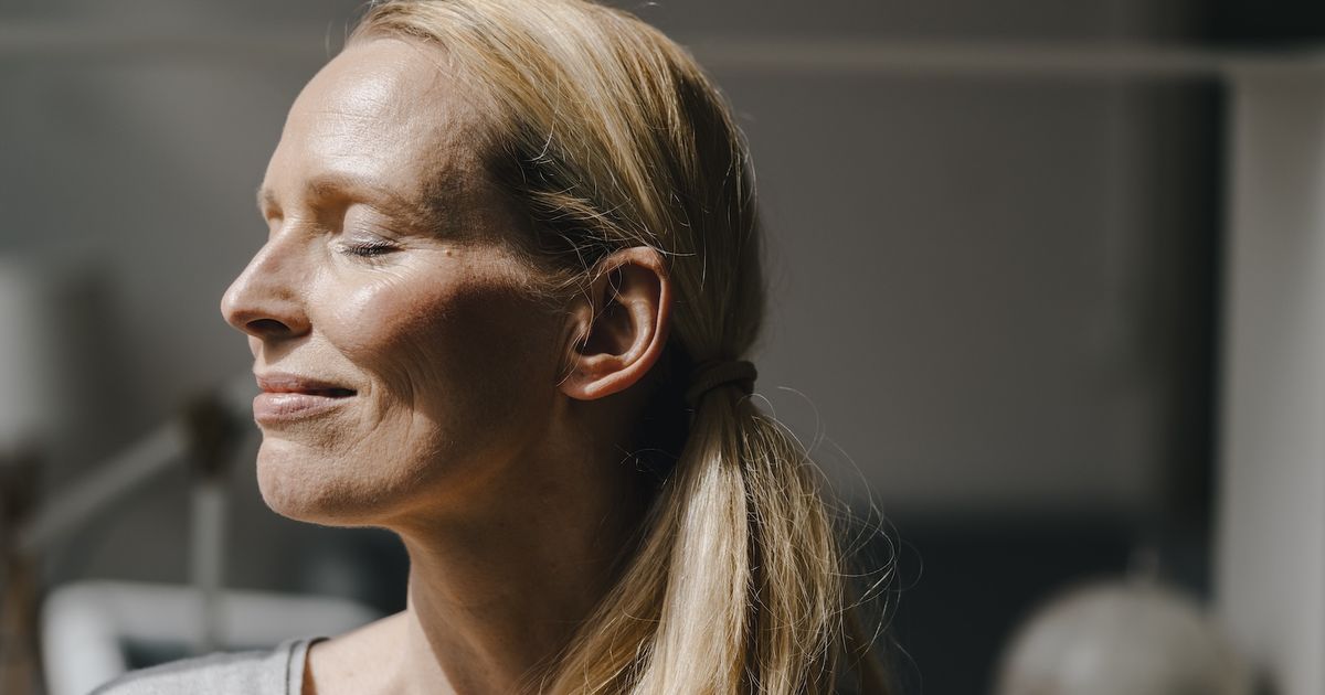 Ohne Maskeneffekt Mit LSF 50: Das ist die beste, leichte Foundation für reife Haut im Sommer
