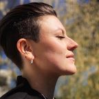 Komikerin Tahnee: Kurzhaar-Frisur war "ein Schritt, um mich zu befreien" 
