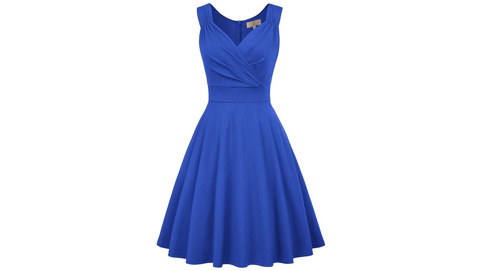 Plus Size Fashion: Das Bestseller-Kleid von Amazon kostet weniger als 40 Euro!