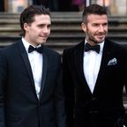 Brooklyn Beckham: Knapp 500.000 Euro teuer: Was er von Papa David zur Hochzeit bekam