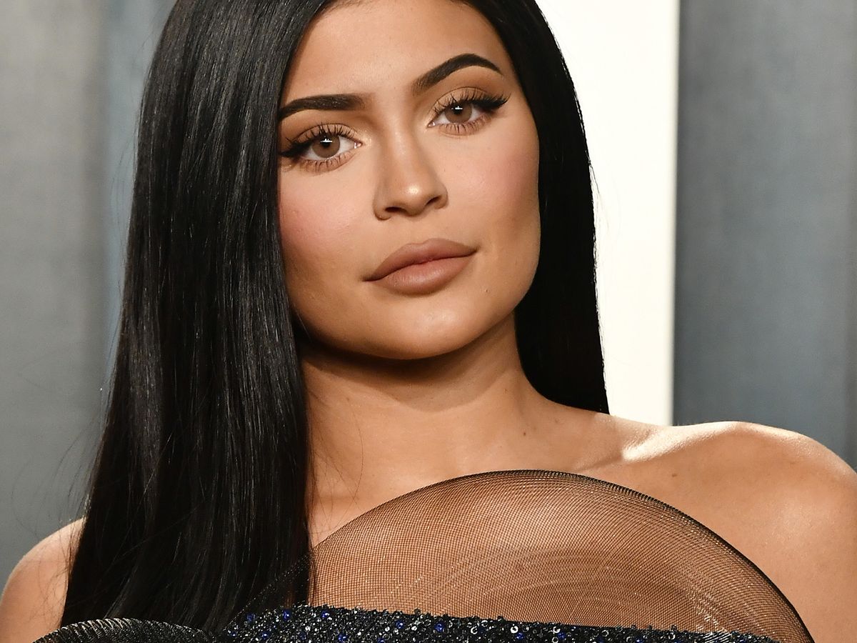 kylie jenner schwerer vorwurf hat sie bei ihren followern geschummelt bunte de