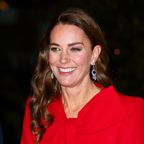 Herzogin Kate: Wir stylen ihr rotes Geburtstagskleid alltagstauglich nach