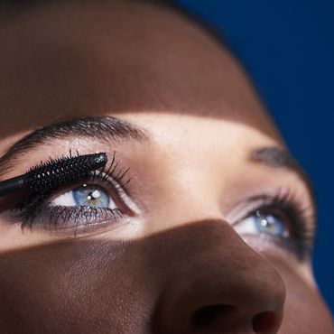 Wow-Effekt: Die beste Drogerie Mascara für zauberhafte Wimpern