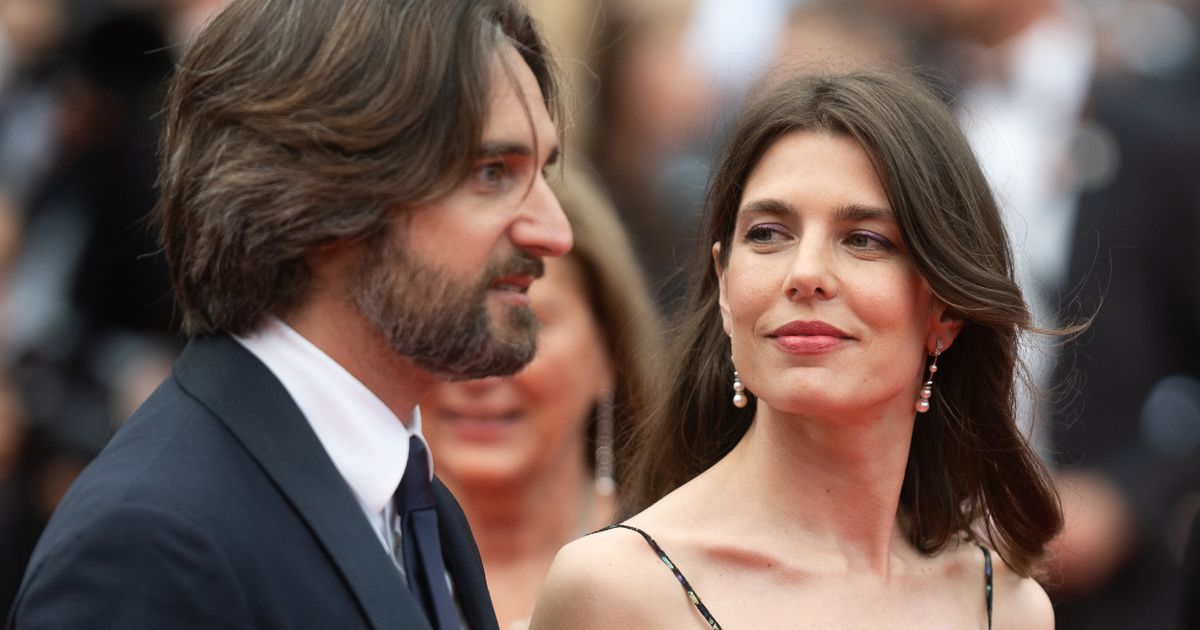 Charlotte Casiraghi: Für die Liebe tritt ihr Mann aus dem royalen Schatten