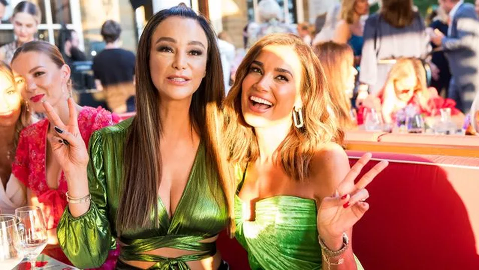 Verona Pooth begeistert Fans im modischen Boss-Look | BUNTE.de