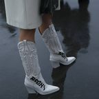 Bye bye ankle boots: In autumn we only wear high boots