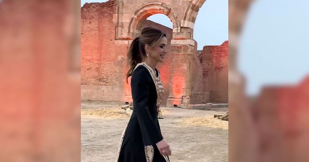 Rania von Jordanien: Eleganter Auftritt: So interpretiert sie ihr traditionelles Kleid modern