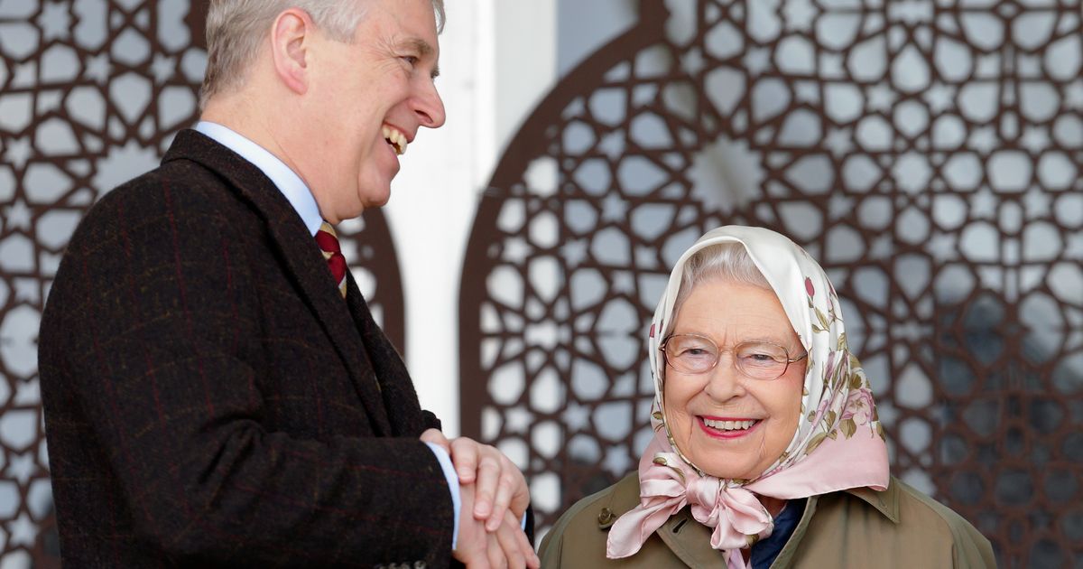 Prinz Andrew: Warum er seine Mutter täglich vor dem Mittagessen besucht