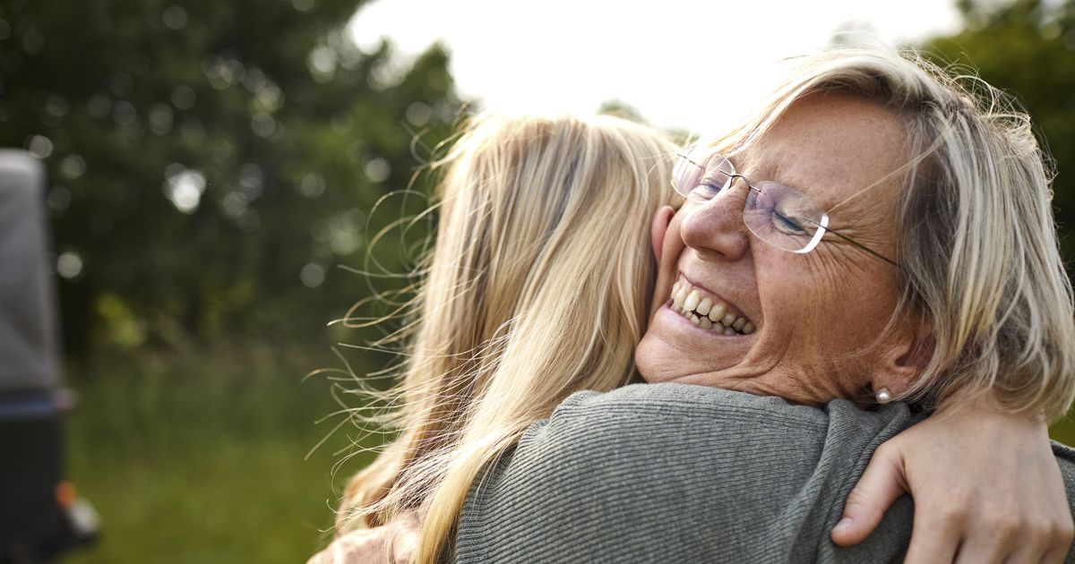 Expertentipps So stärken Eltern die Verbindung zu erwachsenen Kindern BUNTE.de