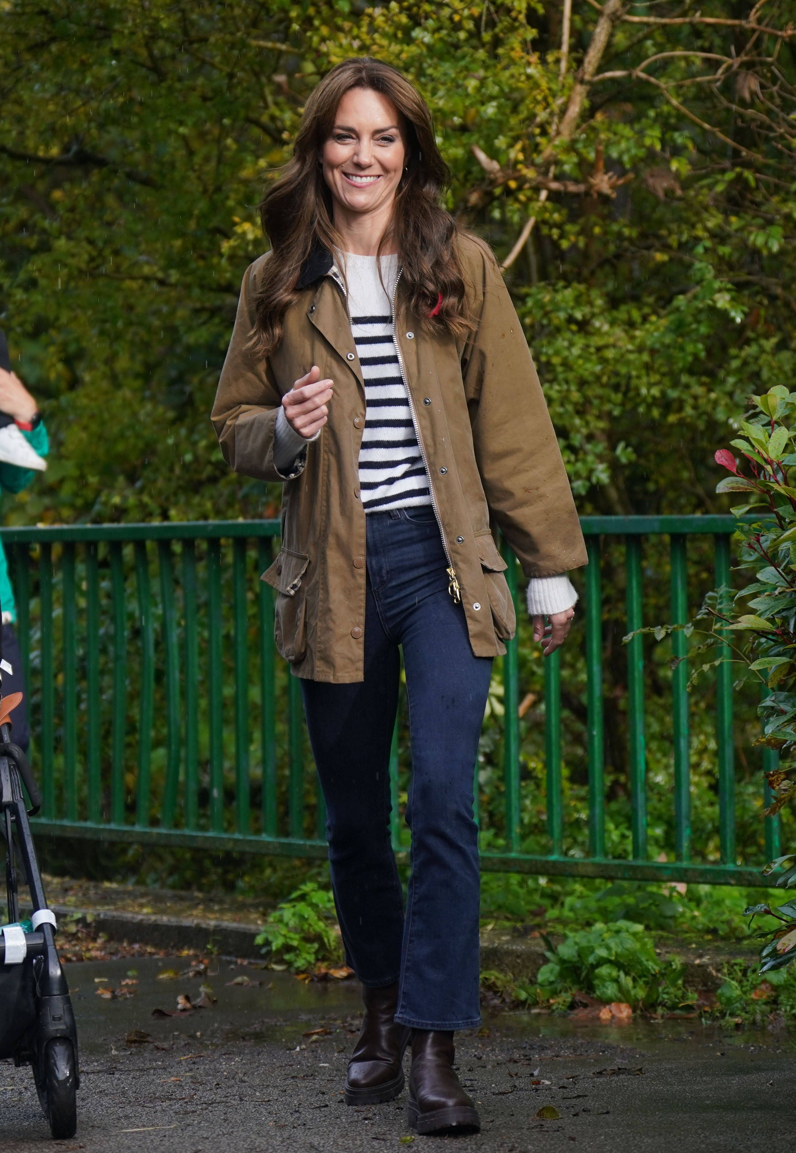 Prinzessin Kate: Wir shoppen ihren Pullover günstig bei H&M und C&A nach