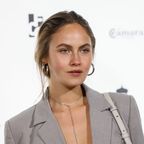 GNTM-Star Elena Carrière: "Manchmal denke ich, ich date meinen Dad"