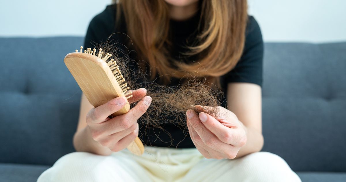 Haarausfall stoppen Mit 4 Tipps bleibt deine Kopfhaut gesund