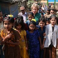 Mathilde von Belgien: In Bangladesch ist sie eine Königin zum Anfassen 