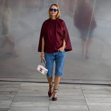Sommertrend Jeans-Shorts: 3 Modelle, die Frauen über 40 schmeicheln