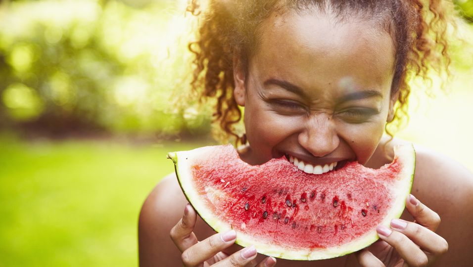 Wassermelonen sind ein perfekter Flüssigkeitsspender im Sommer