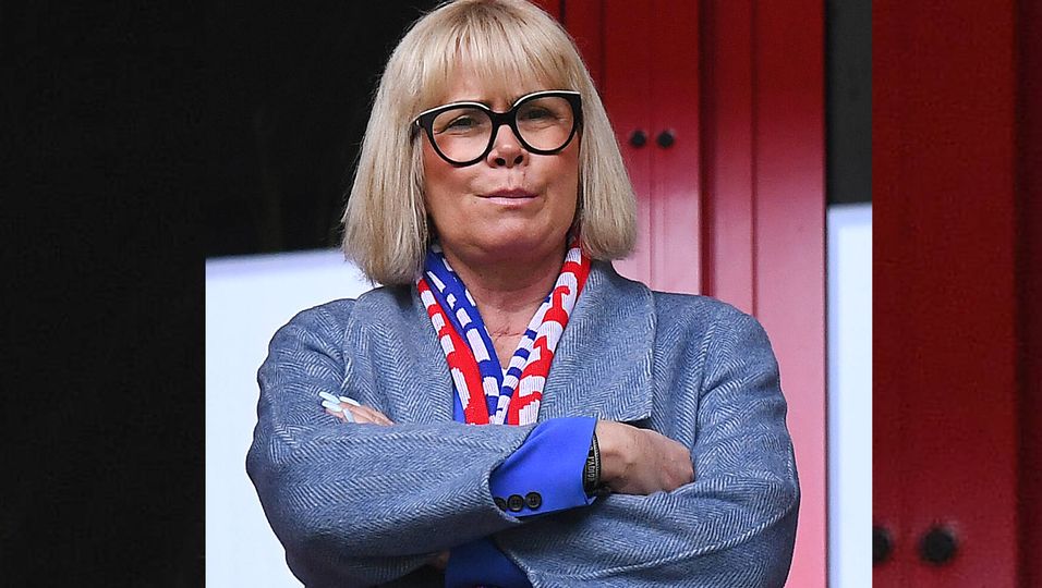 "Zurück in die Schule": Claudia Effenberg versagt bei Schulprüfung