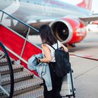 Unverhofftes Erlebnis - Frau ist zufällig die einzige Flugpassagierin ist – dann folgt die nächste Überraschung