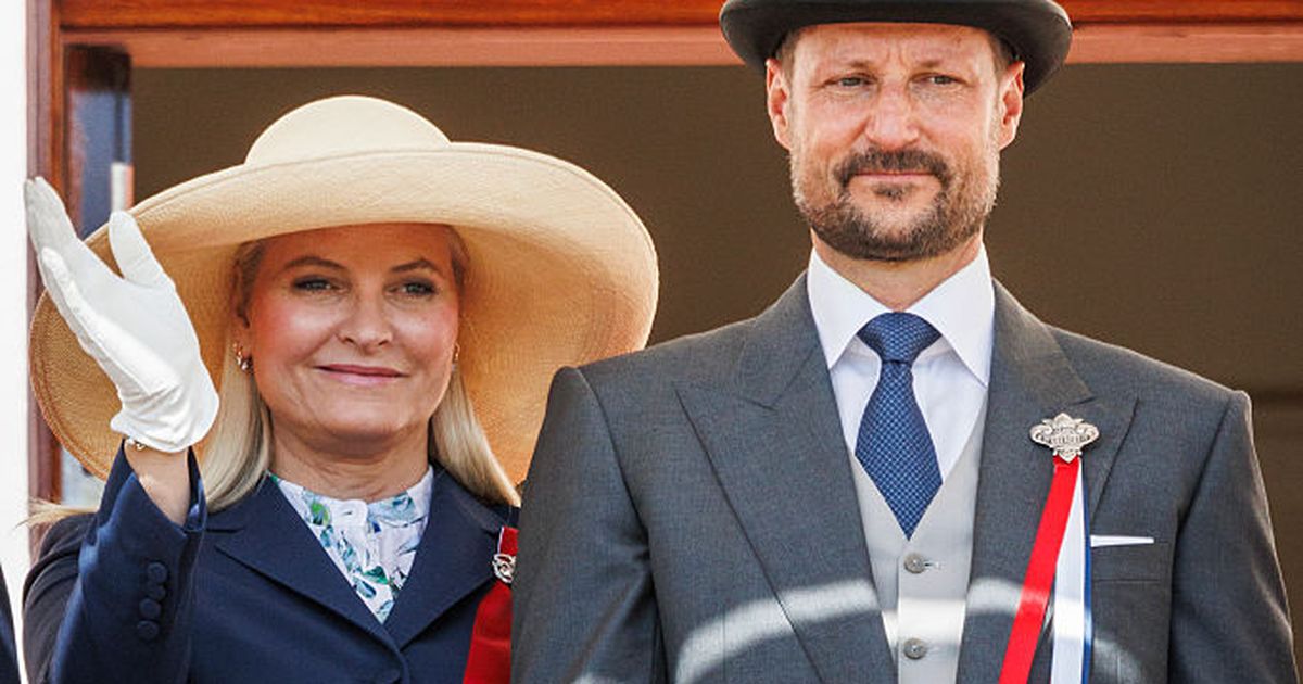 Norwegischer Nationalfeiertag Warum Mette-Marit & Co. auf dem Schlossbalkon auf Tracht verzichten