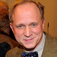 Ulrich Tukur, newsline