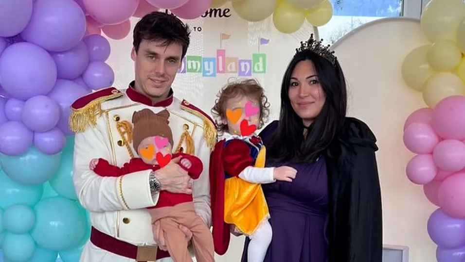 Desolationsparty mit ihren Kindern - aber die Auswahl des Kostüms ist überrascht