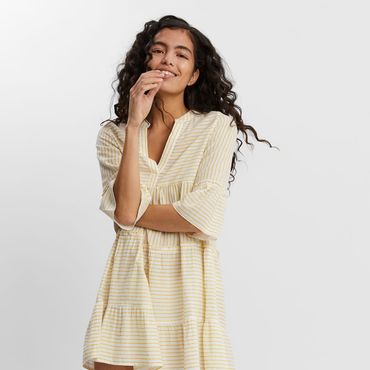 Designer-Kleid: Bei Amazon gibt es eine günstige Alternative zum perfekten Urlaubskleid