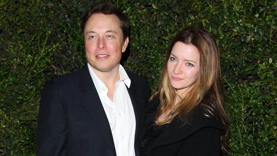 Elon Musk - Ex-Frau Talulah Riley datet jetzt "Tatsächlich Liebe"-Star Thomas Brodie-Sangster	