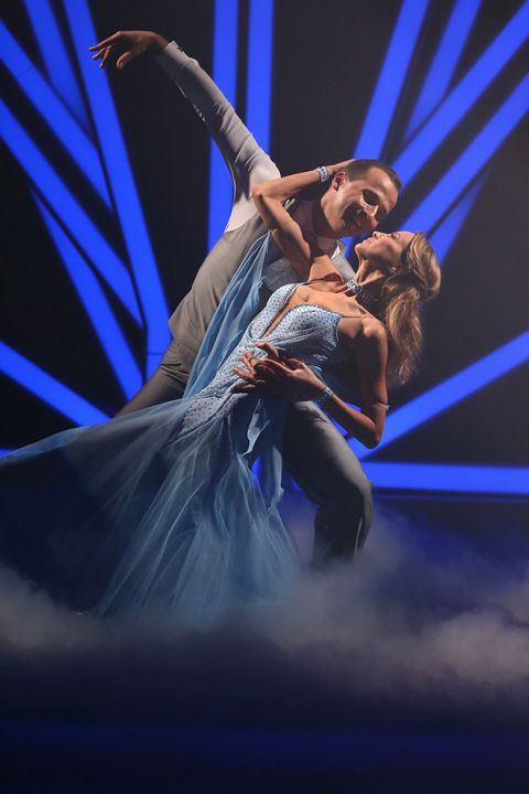 Let's Dance - Alessandra Meyer-Woelden; Sergiu Luca