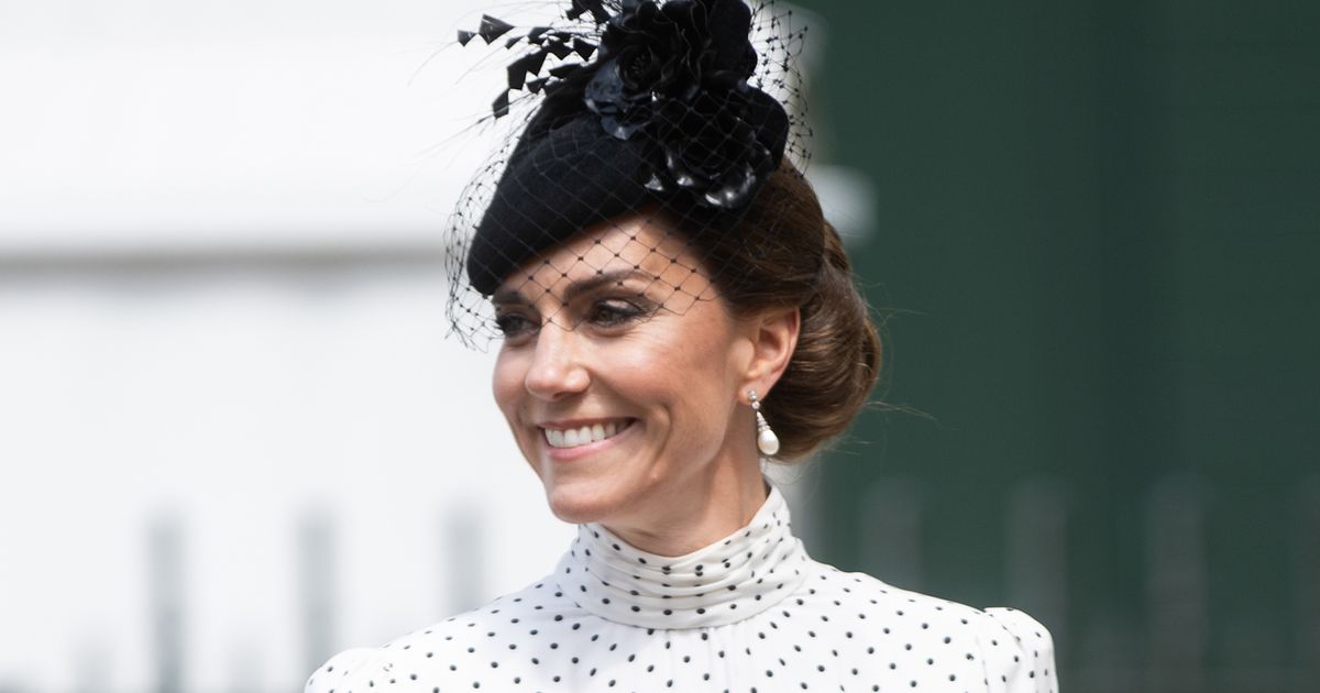 Schönheit, die Stand hält Wer zweimal hinsieht, erkennt Prinzessin Kates Meisterwerk im Nacken